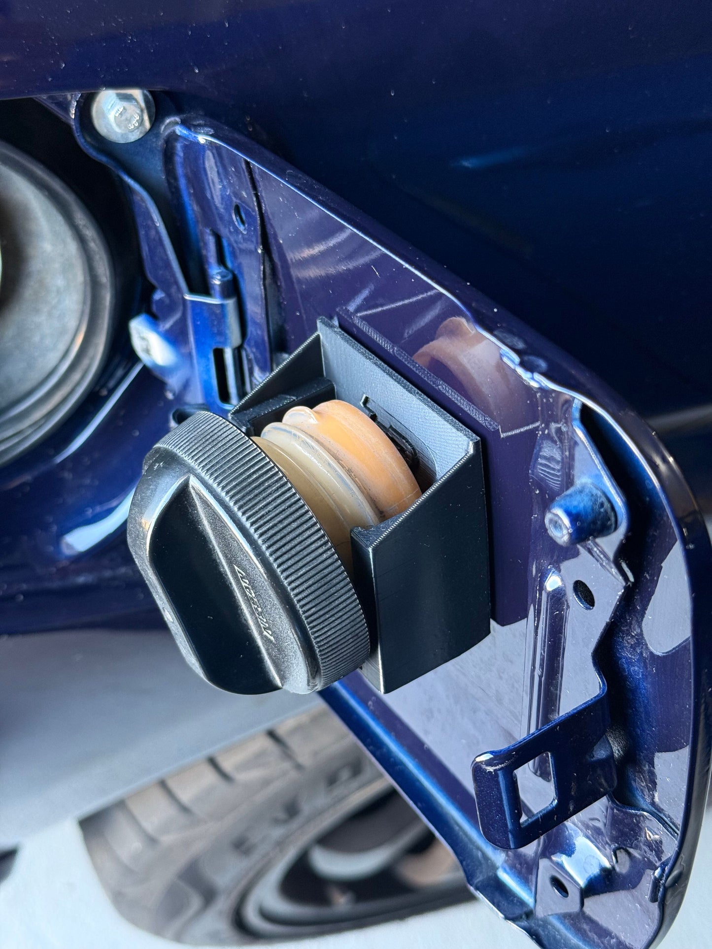 Fuel Cap Holder - Nissan Skyline R33 Gtst